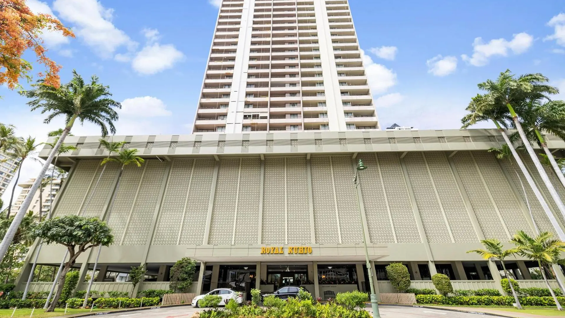 Royal Kuhio 1705 - Spacious Corner Unit With Stunning Mountain Views In The Heart Of Waikiki! Χονολουλού Σπίτι διακοπών
